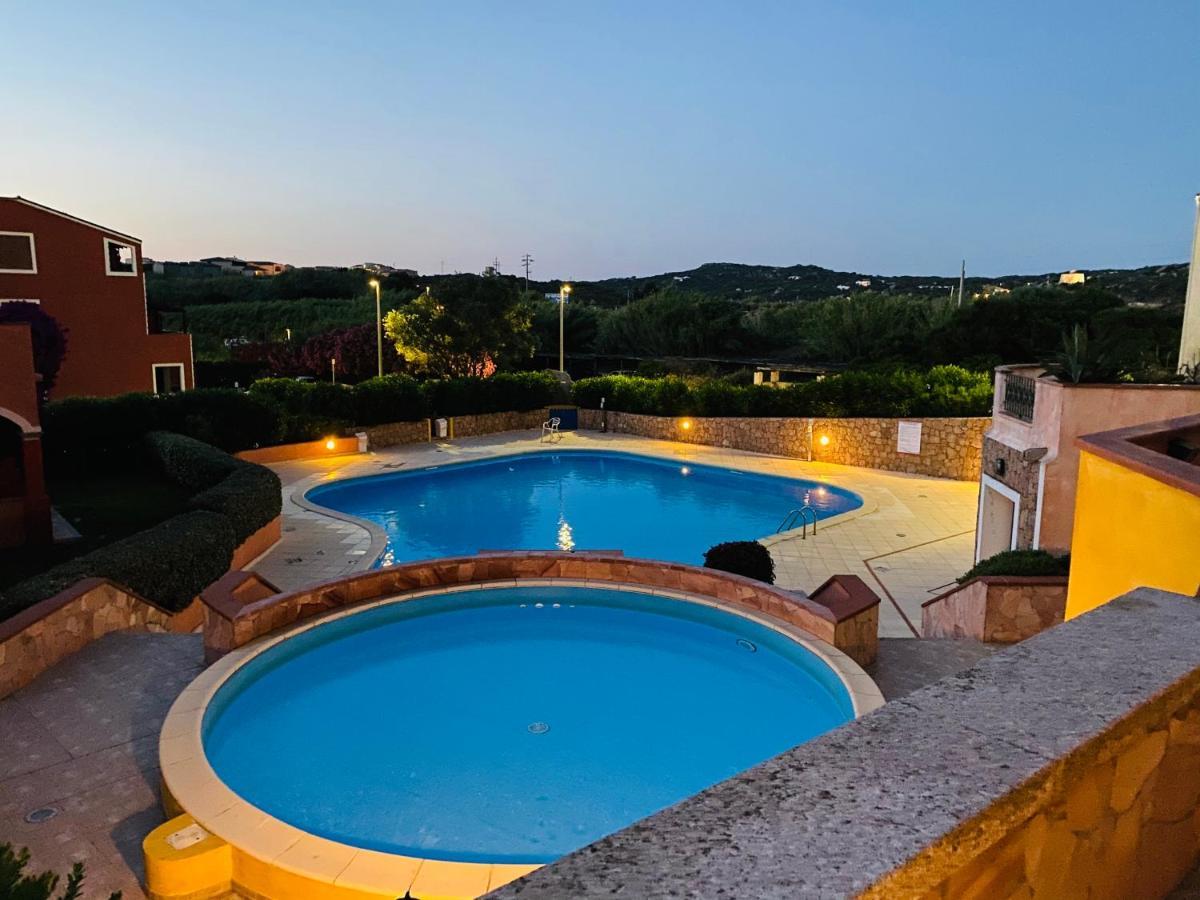 Santa Teresa Apartments Santa Teresa Gallura Eksteriør billede